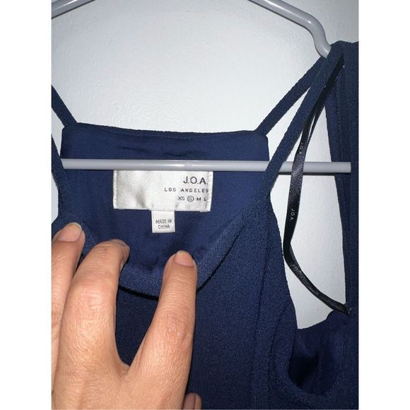 J.o.a. Womens New $59 Flutter Tier Cami Tank Top Blouse Navy Blue Size S - Picture 2 of 4